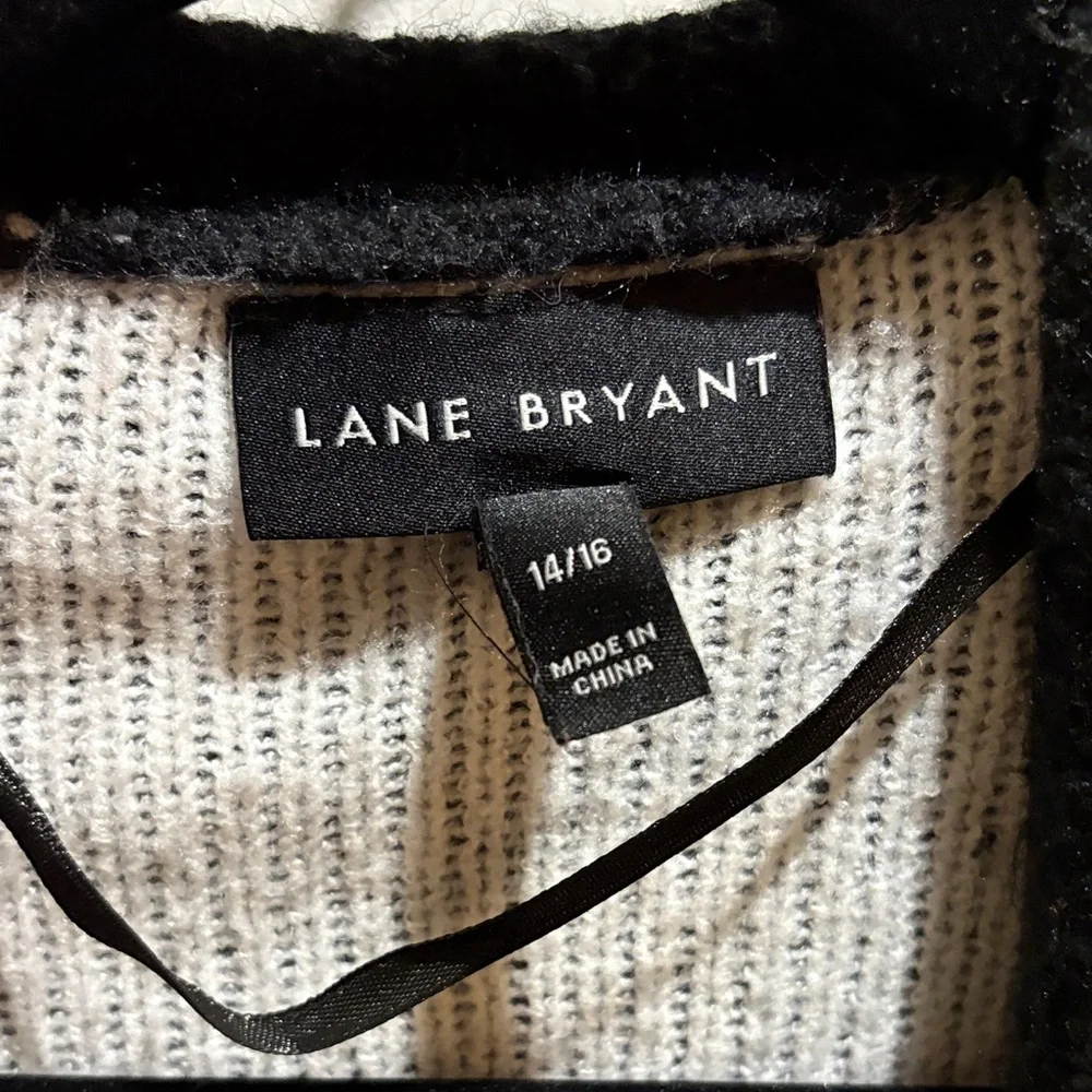 Lane Bryant Black and White Knit Cardigan - Picture 2 of 8